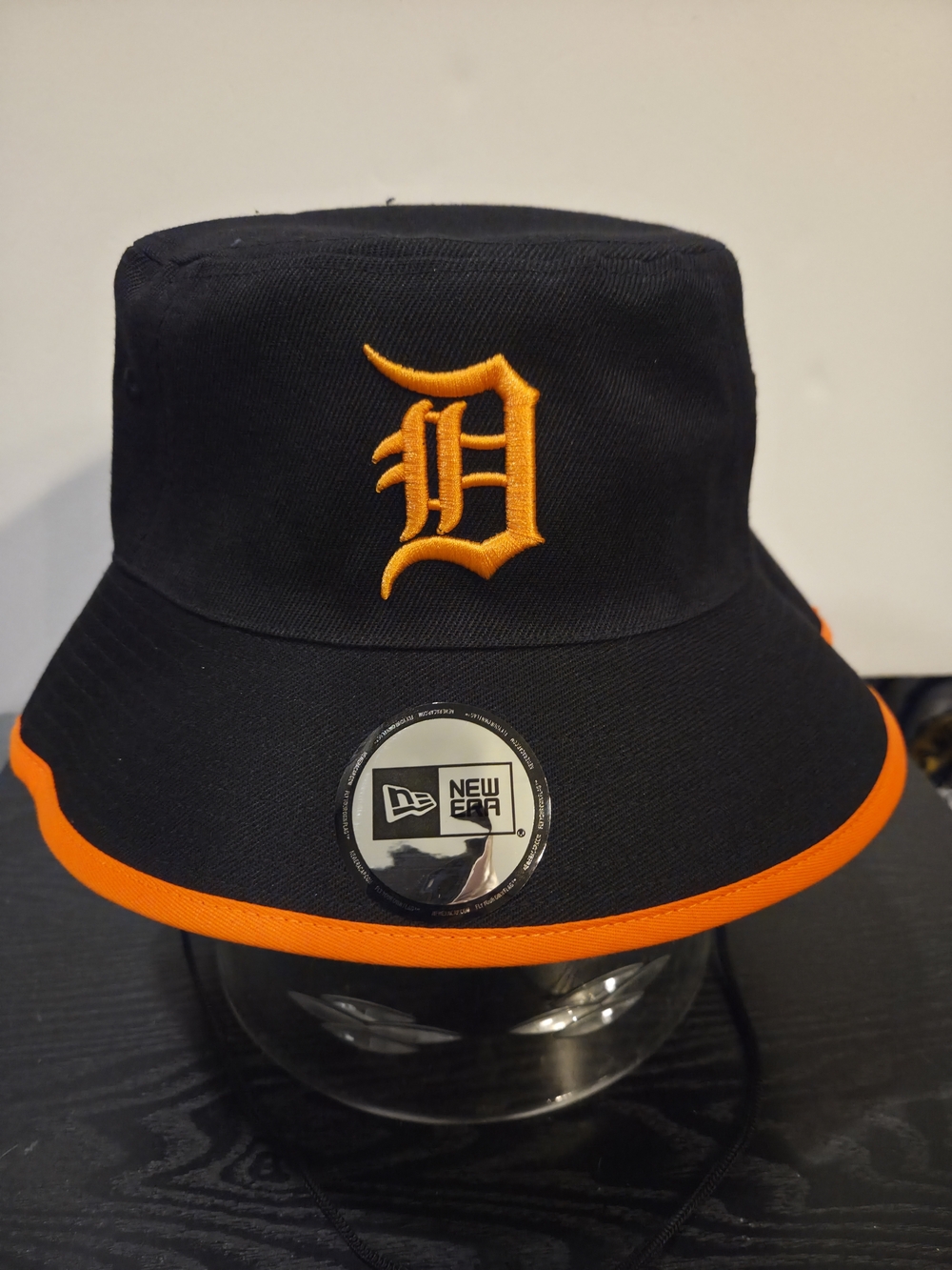 Detroit Tigers MLB New Era Black Bucket Hat. New